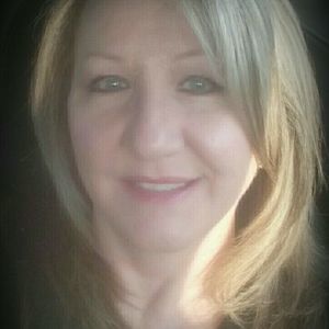 Meet your Posher, Janet